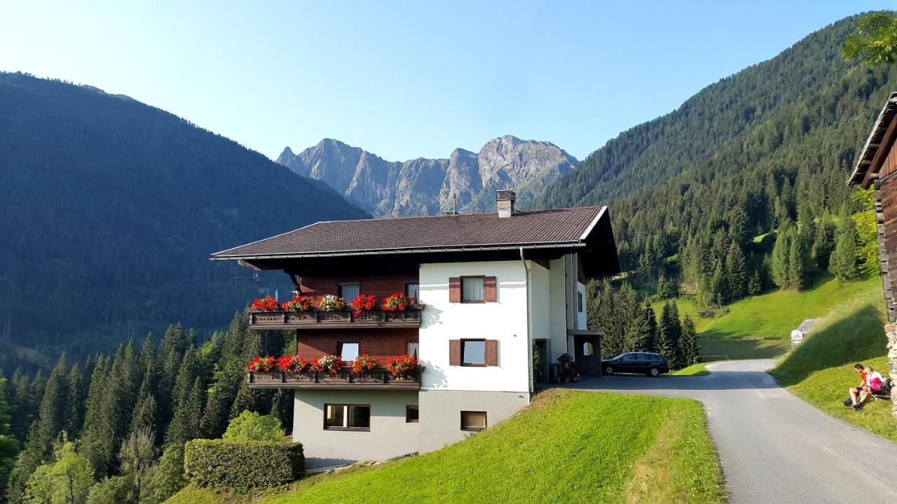 Haus Strieder - Obergail Apartman Liesing Kültér fotó